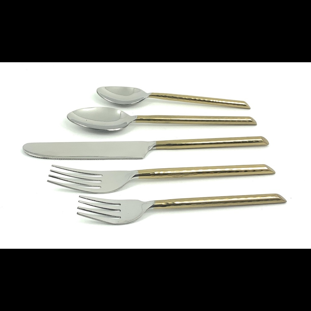 Golden flatware set of 20 pieces